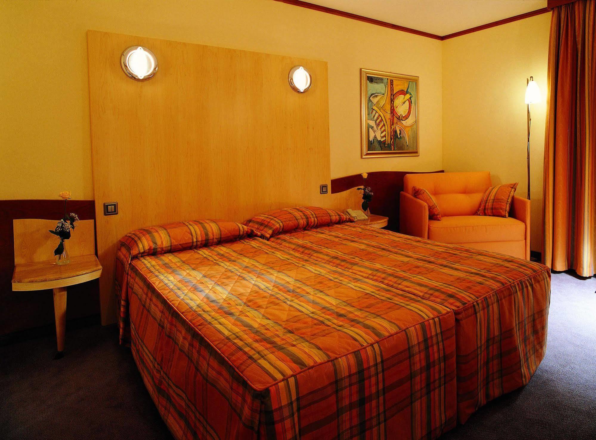 Hotel Strasbourg Ginebra Habitación foto